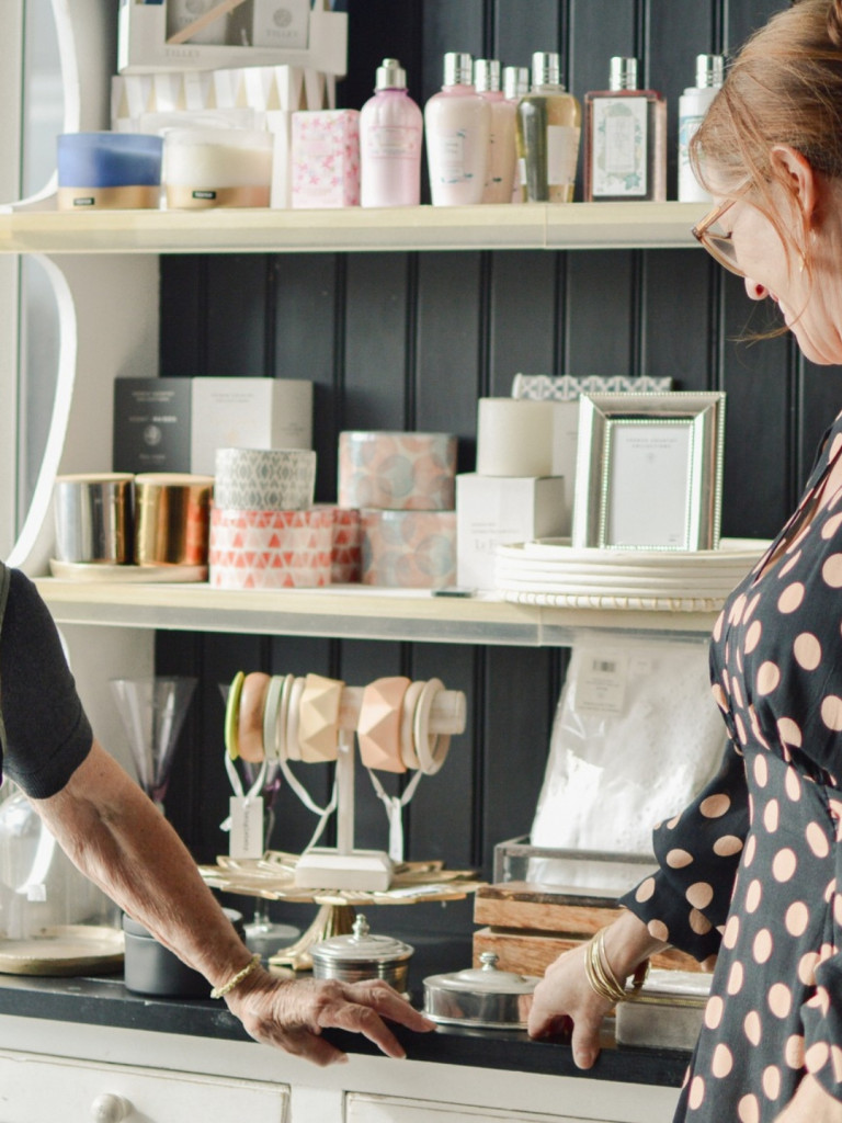 Body and Soles 2560x1440 4