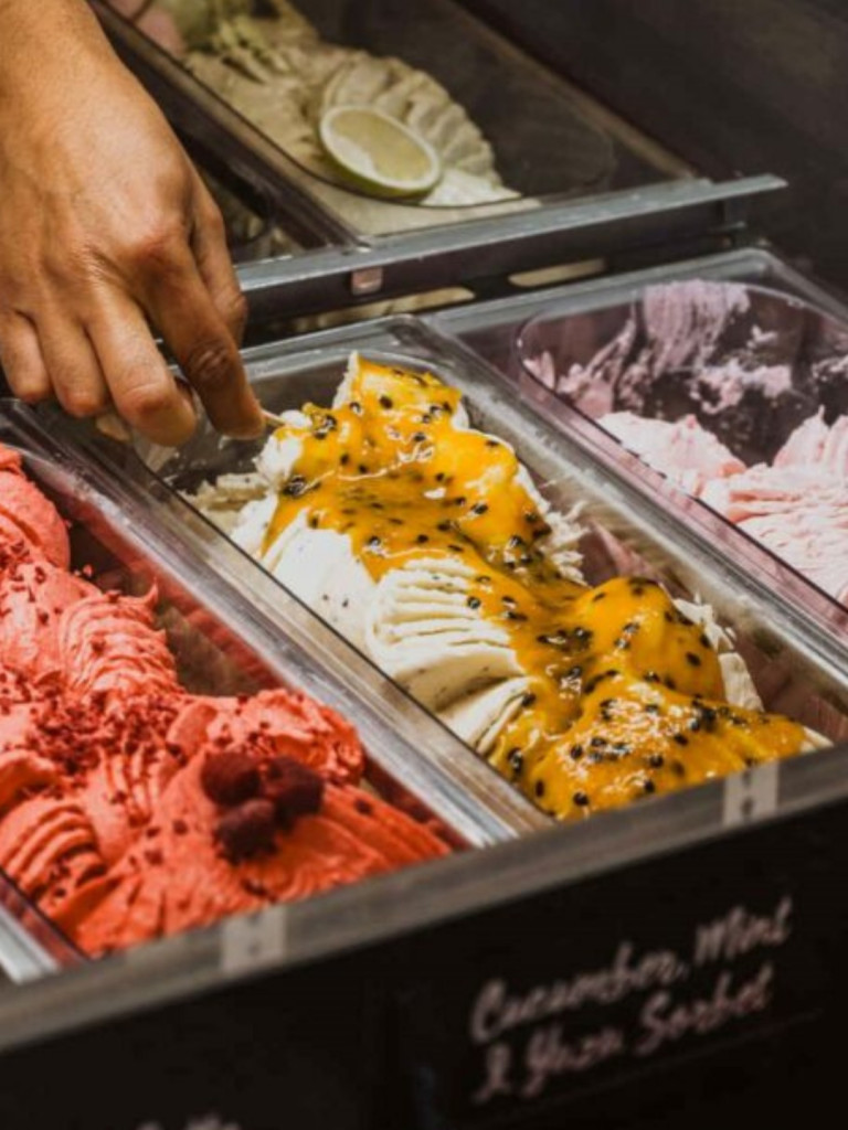 Island Gelato 2560x1440 3