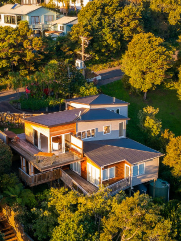 Kingfisher Views 2560x1440 3