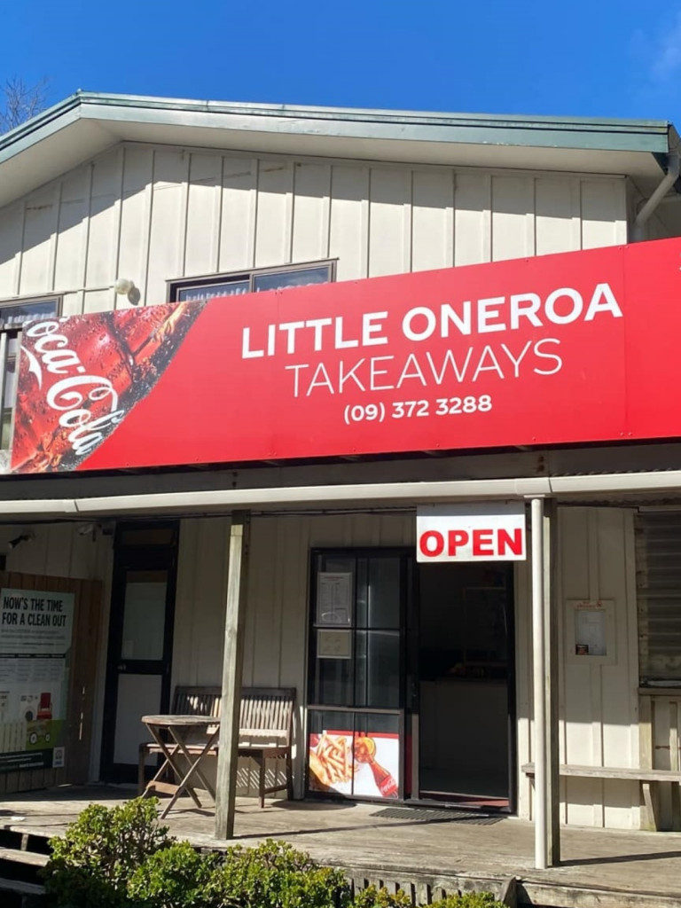 Little Oneroa Takeaways2560x1440 1