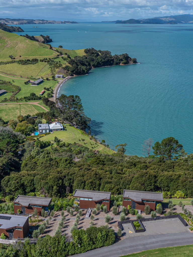 Omana Aerial View 2560x1440
