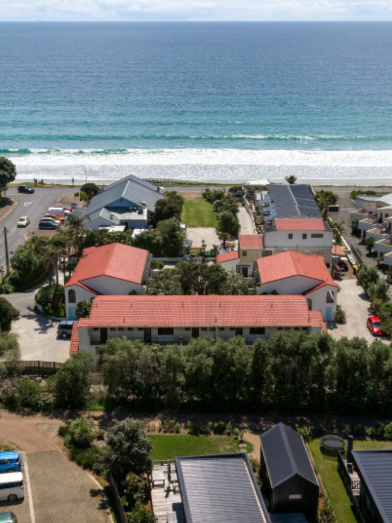 Onetangi Beach Apartment 7 2560x1440 4