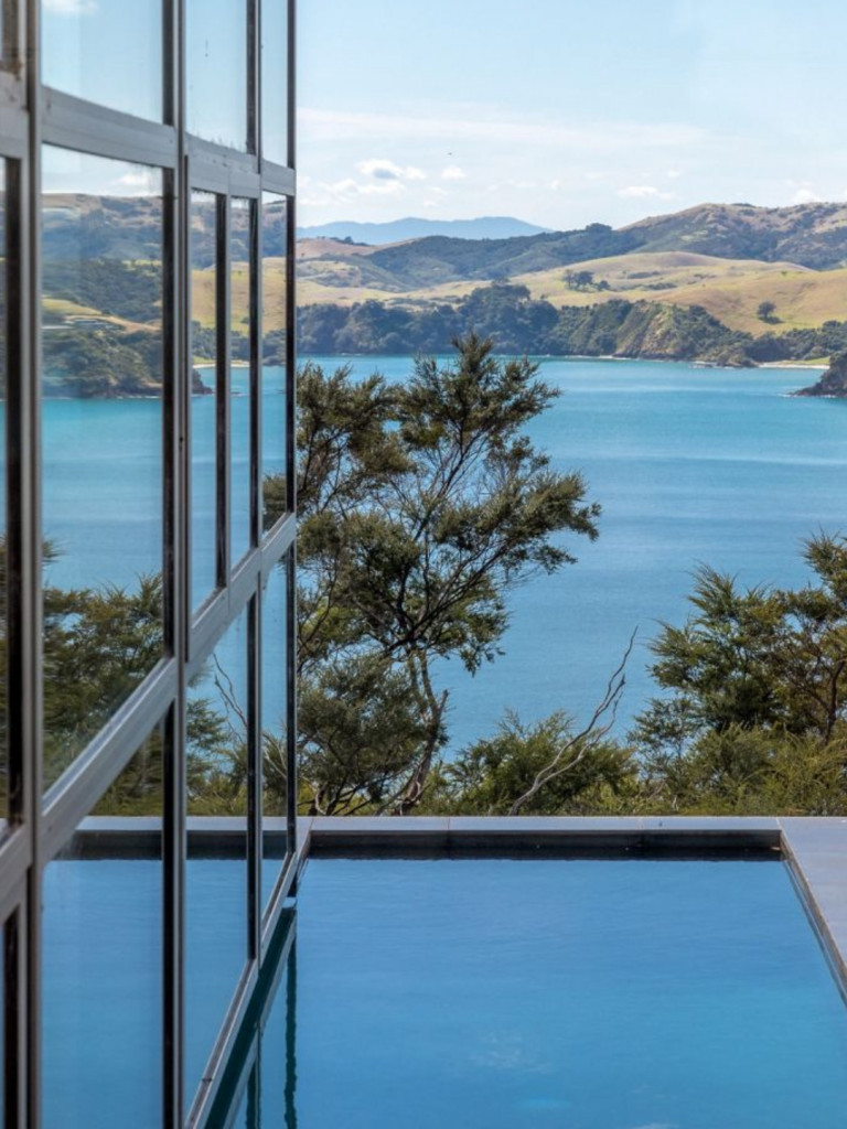 Onetangi Luxury 2560x1440 4