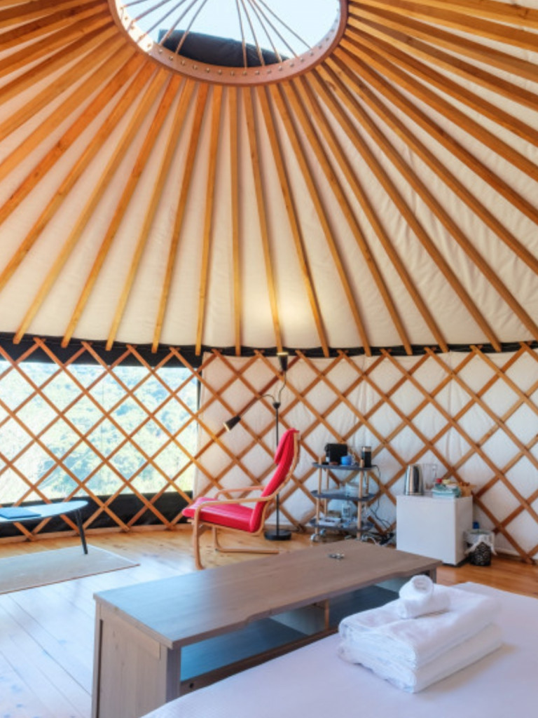 Rangi Yurt 2560x1440 3