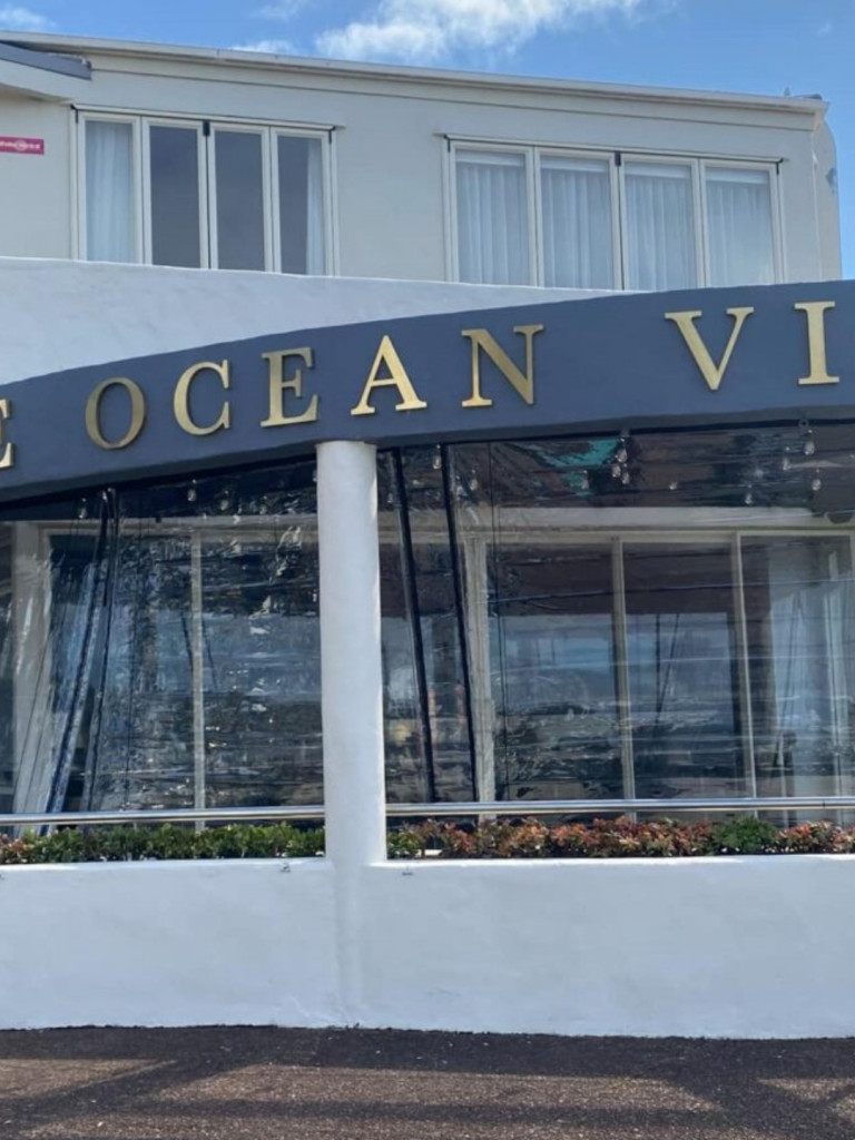 The Ocean View Kitchen Bar 2560x1440 1