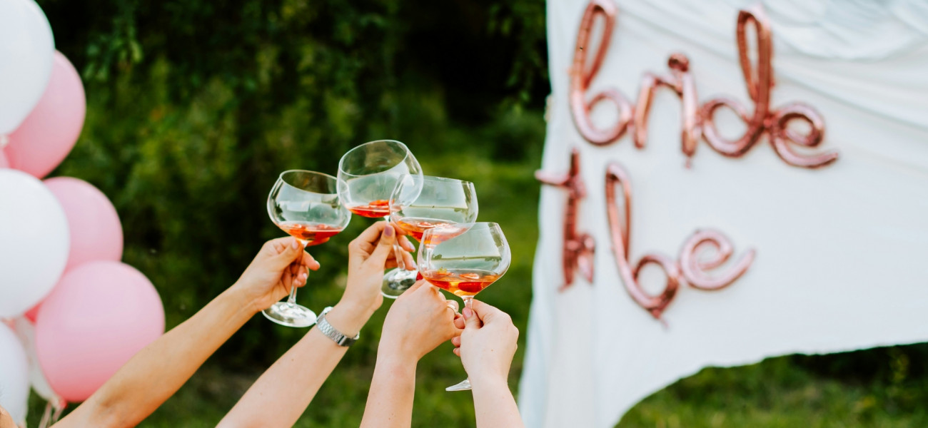 The Perfect Hens Day on Waiheke 2560x890